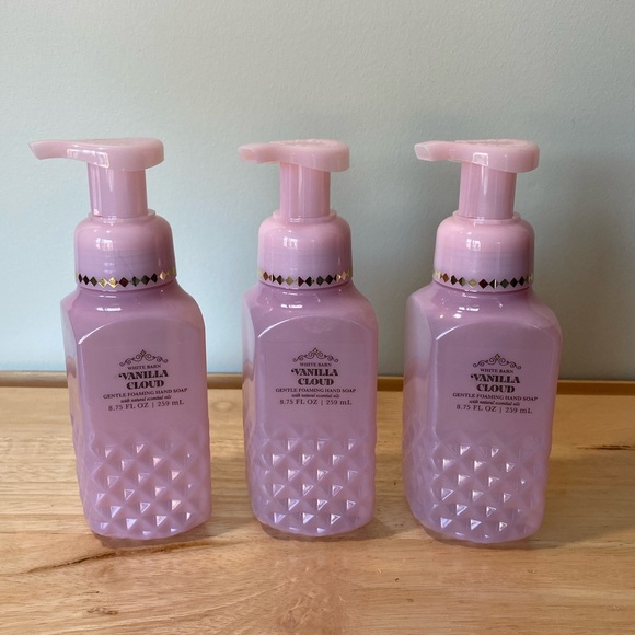 Bath & Body Works Bath & Body Bath Body Works Vanilla Cloud Foaming